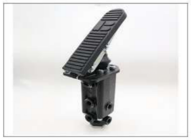 WA380-3 WA470-3 BRAKE VALVE 421-43-27201